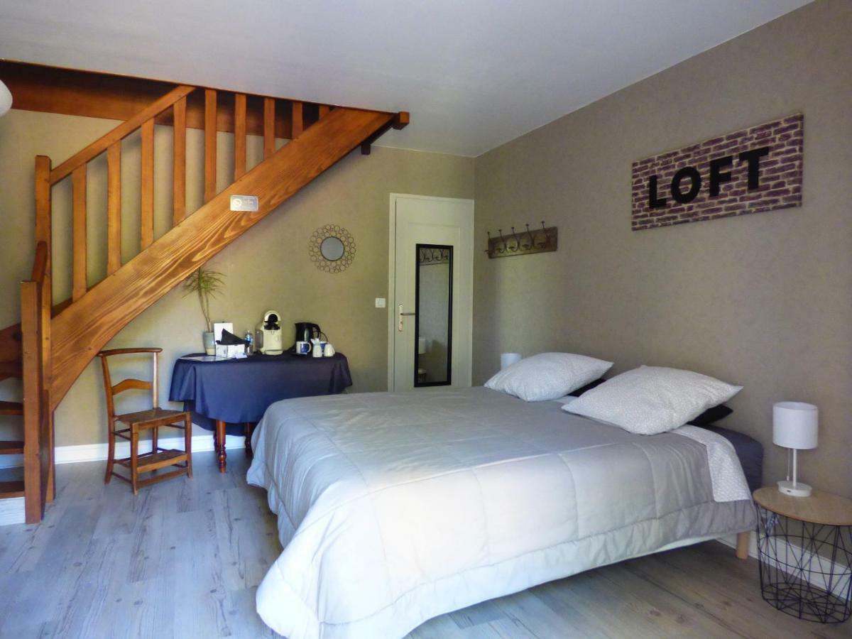 Chambres D'Hotes Les Muscaris Feins-en-Gatinais エクステリア 写真